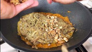 add walnuts to kashk e bademjan