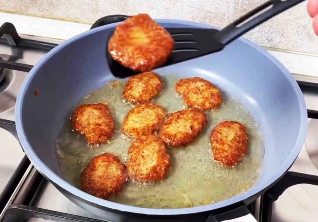 complete frying of kotlet