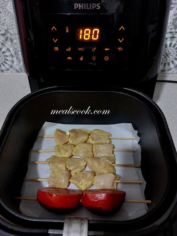 cooking chicken kabobs in air fryer