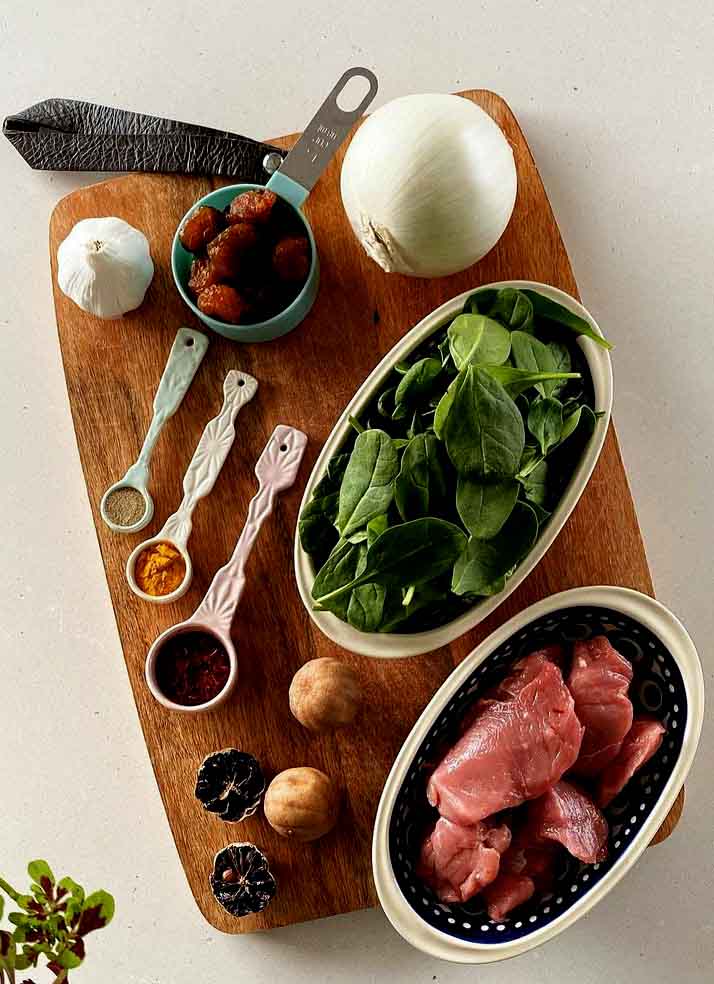 Ingredient for khoresh-e aloo esfenaj