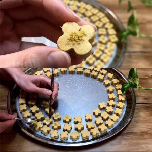 baking nan nokhodchi