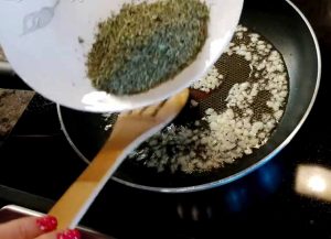 Sauting garlic and mint