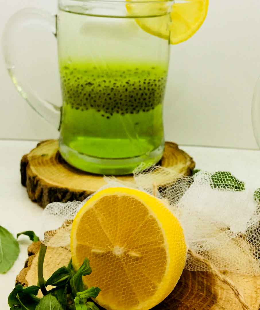 Sharbate nana and lemon