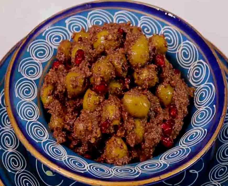 the nutritional value of zeytoon parvardeh