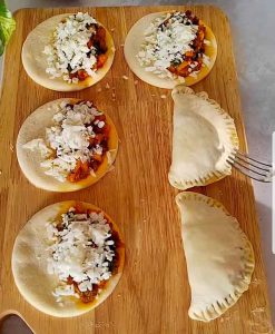 Also press the edges with a knife or fork