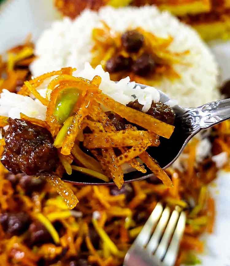 How to make shirin polo with meat