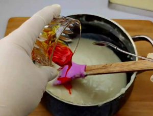 add saffron to tar halva