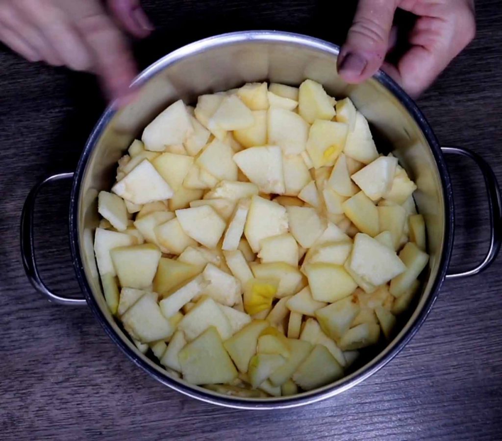chop the quinces