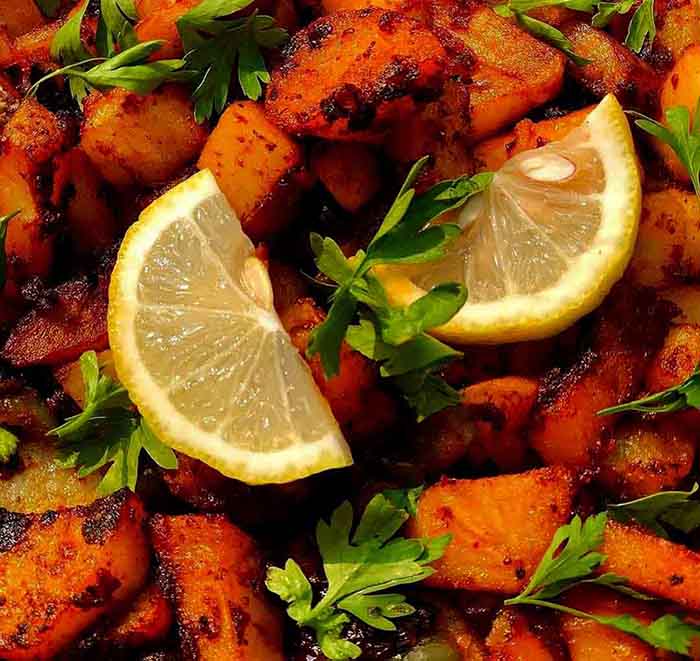 dopiazeh aloo with tomatoe