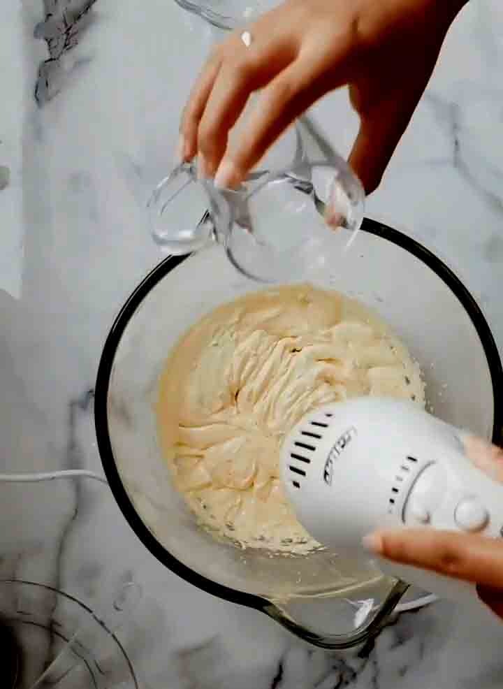 step 5 cake esfanji