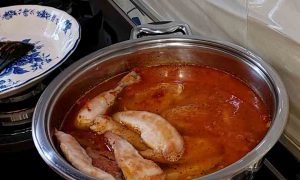 cook chicken and plum for 1 hours