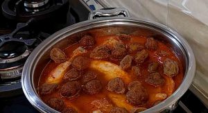 cook plum with chicken