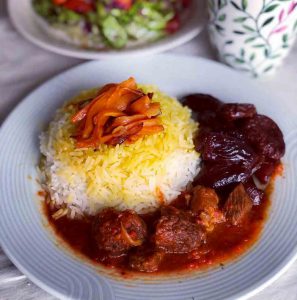 khoresht aloo b goosht