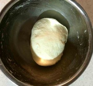 lavash bread transfer it to a container with a volume