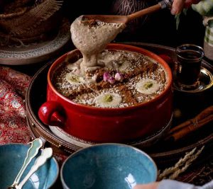 Serving Halim with salt or sugar