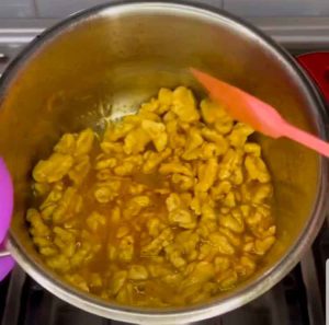 add saffron tp walnut jam