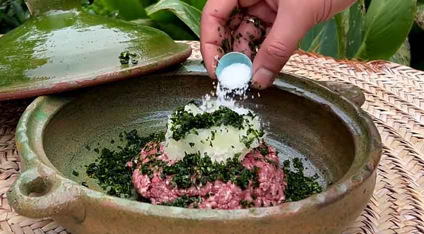 preparing minced meat