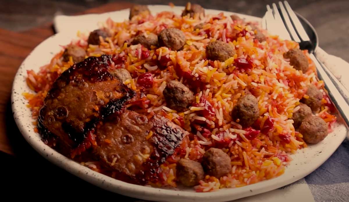 albaloo polo with ground beef