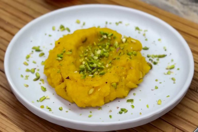 milk halva with saffron and pistachio