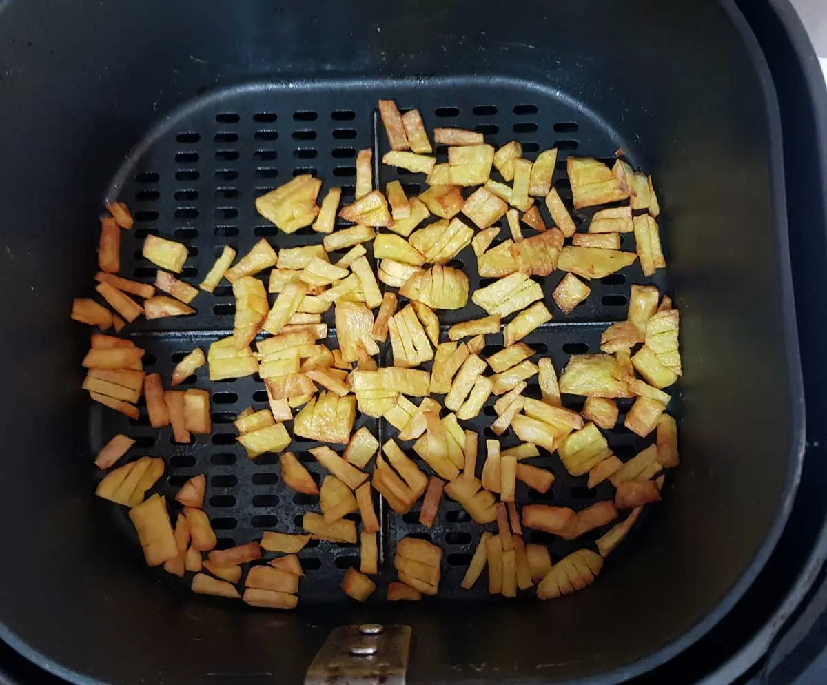 Crispy and delicious fried potatoes